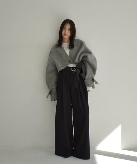 Highwaist Tuck Semiwide Pants bo2000-130