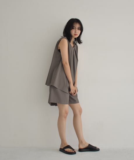 【STUDIO ENUL】Flare Sleeveless Top 200002