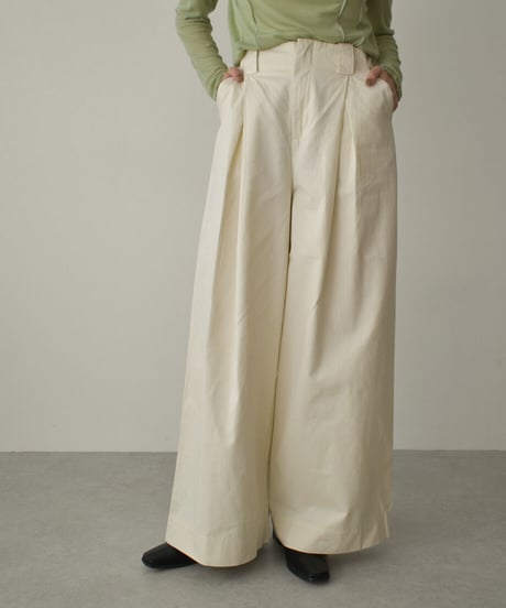 Tuck Wide Pants
