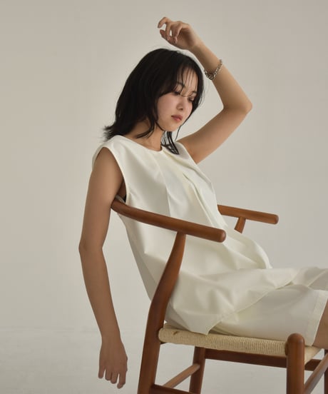 【STUDIO ENUL】Flare Sleeveless Top 200002