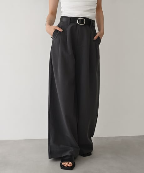 Double Tuck Straight Pants bo2000-192