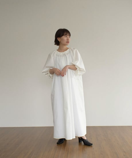 Volume Gather Onepiece op-0202009484