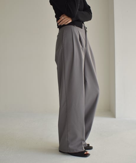 Tuck Slacks Pants bo2000-105