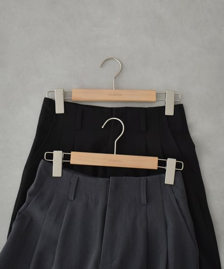 Double Tuck Straight Pants bo2000-192