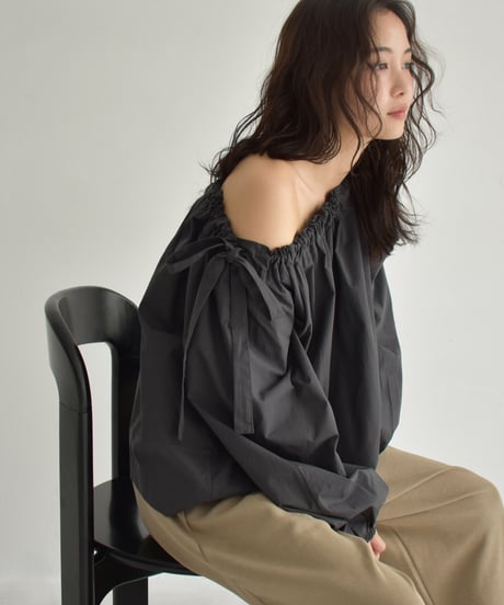 Mulchway Offshoulder Blouse t1911-353