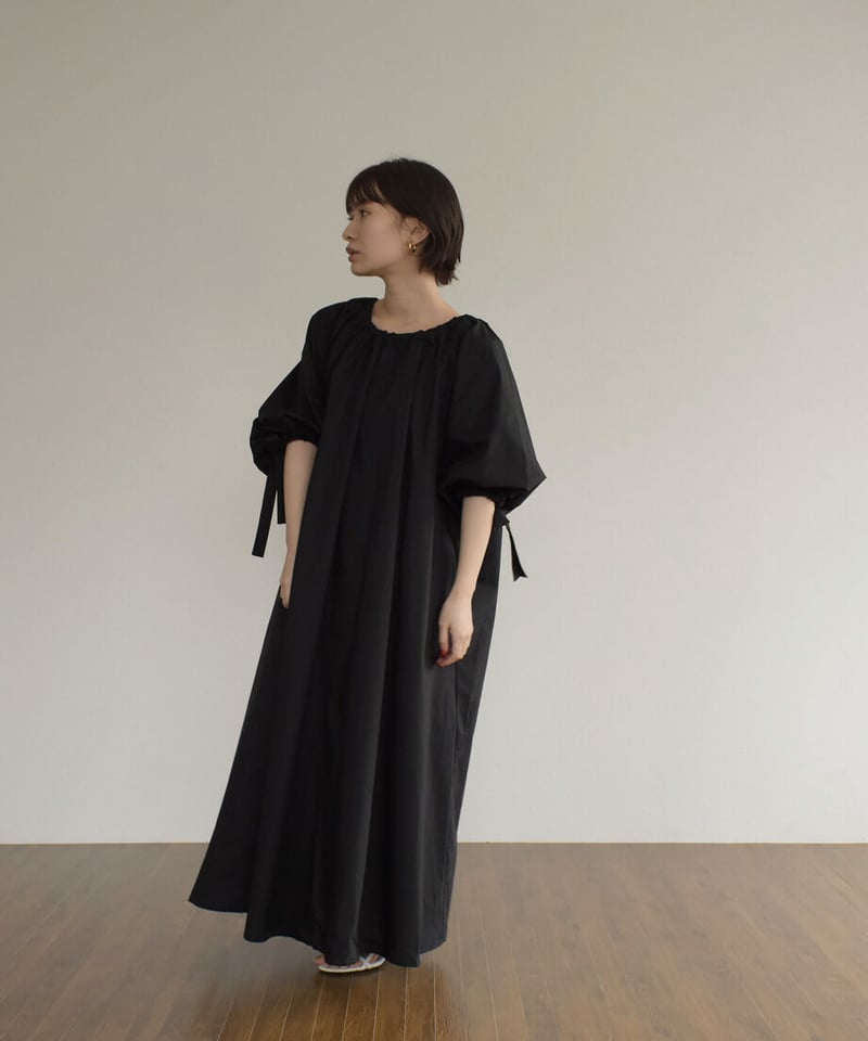 Volume Gather Onepiece op-0202009484 | cizatto Volume Gather Onepiece op-0202009484 | cizatto