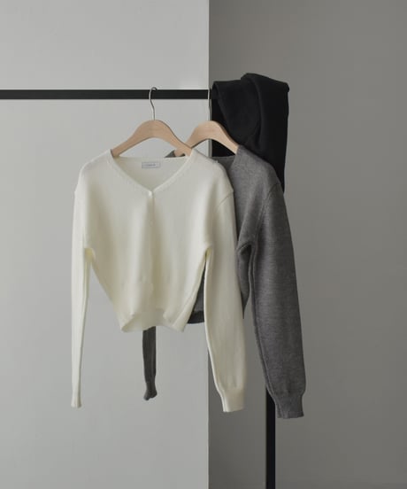 Compact Vneck Knit Cardigan t1911-453