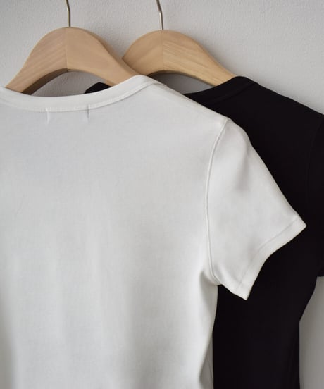 Uneck Tshirt t1911-553