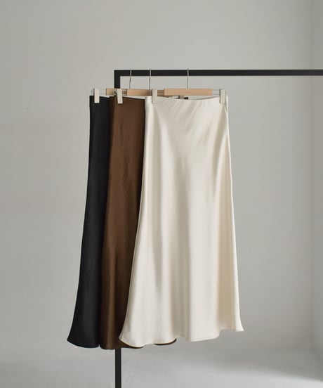 Satin Narrow Skirt bo2000-156