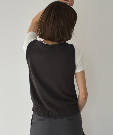 Round Neck Knit Vest t1911-407