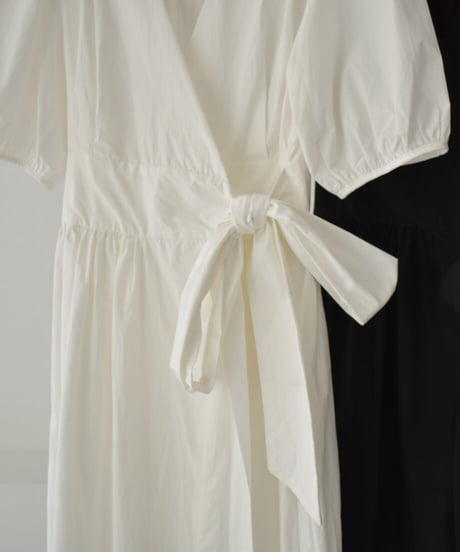Cachecoeur Puffsleeve Onepiece op-0202009502