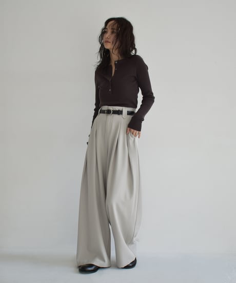 Double Tuck Highwaist Pants bo2000-140