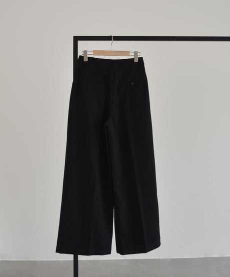 Wool Like Tuck Pants（Black）bo2000-182