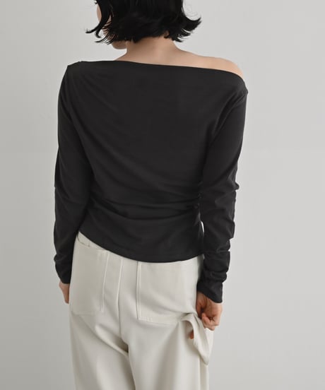 Oneshoulder Gather Drape Cutsew t1911-525