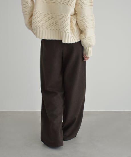 Wool Tuck Wide Pants bo2000-183