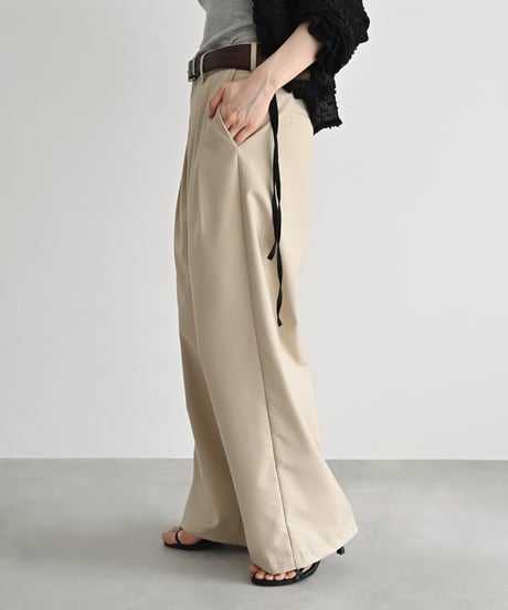 Three Tuck Wide Pants bo2000-181