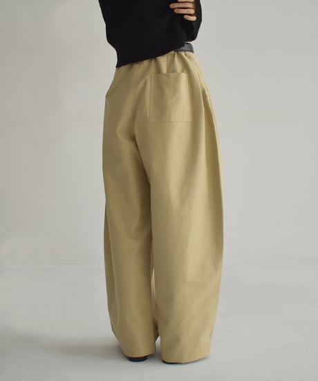 Side Tuck Barrel Pants bo2000-171