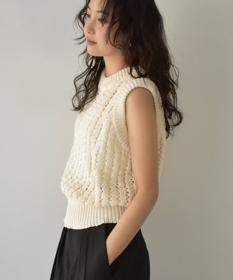 Lace Line Knit Vest t1911-495