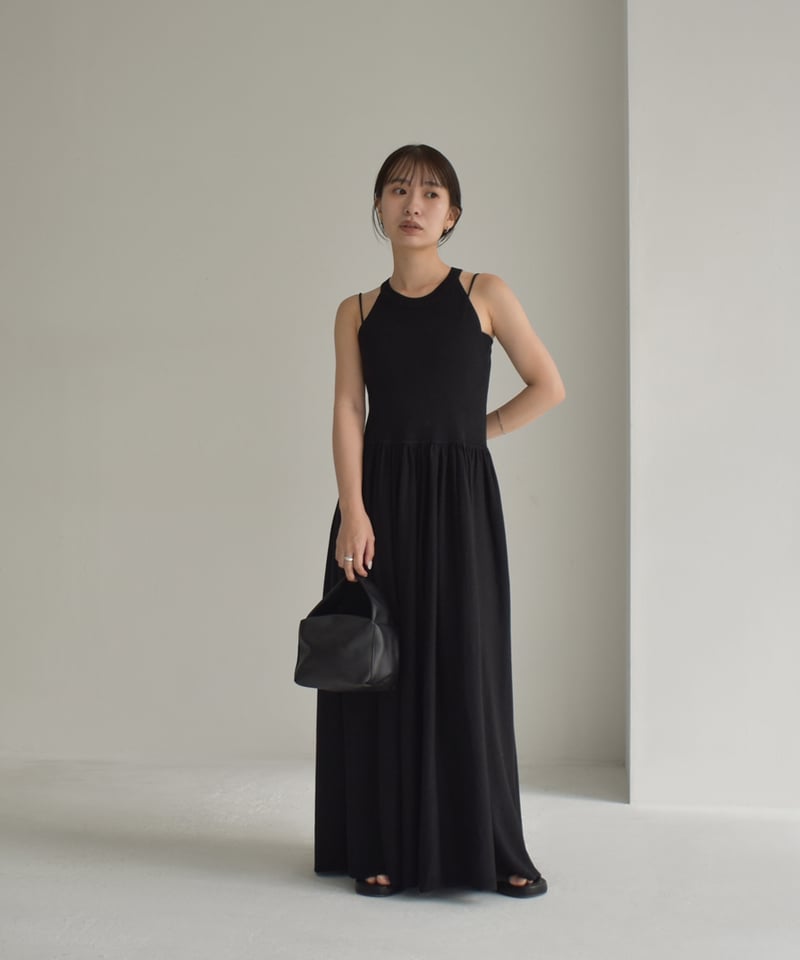 【美品】St ANDREWS 黒ワンピース　完売商品 美品】St ANDREWS 黒ワンピース 完売商品 - メルカリ