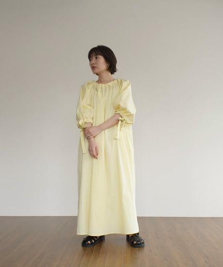 Volume Gather Onepiece op-0202009484
