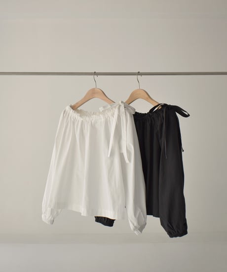 Mulchway Offshoulder Blouse t1911-353