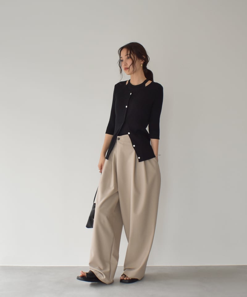 Asymmetry Semiwide Tuck Pants bo2000-136 | cizatto