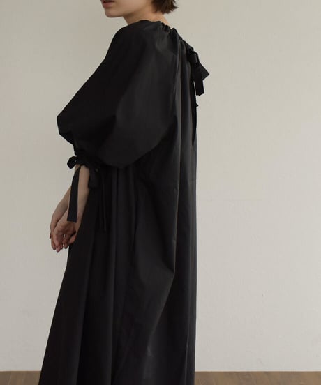 Volume Gather Onepiece op-0202009484