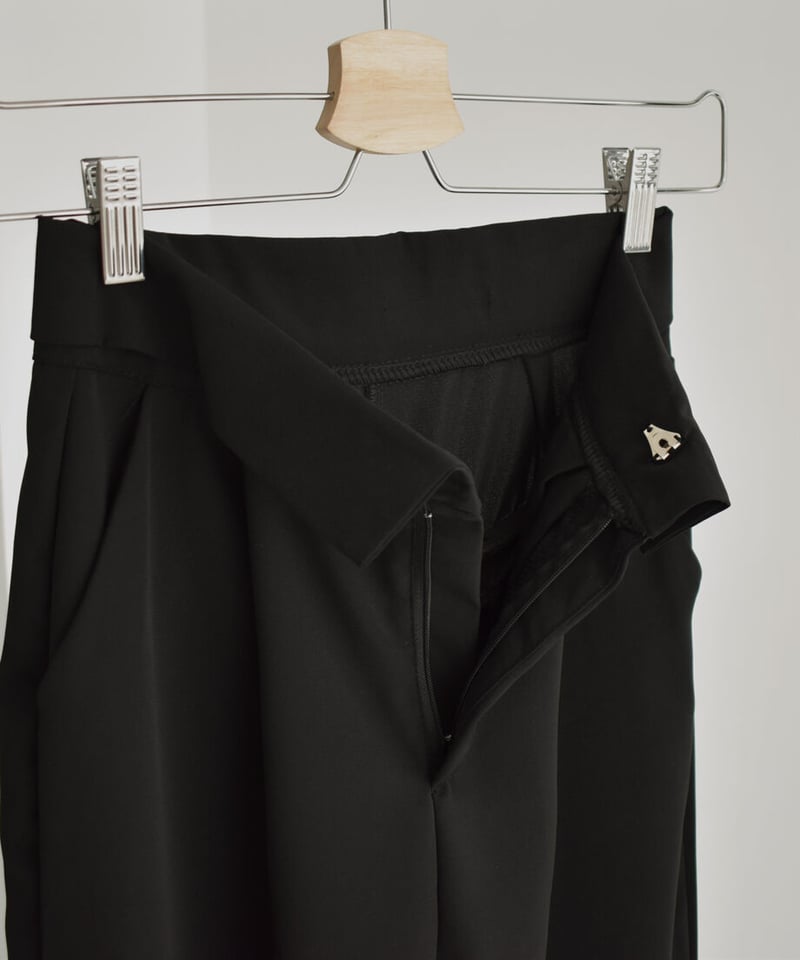 Highwaist Tuck Pants（Black）【セットアップ着用可能】 | cizatto