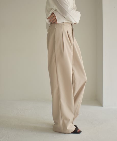 Tuck Slacks Pants bo2000-105