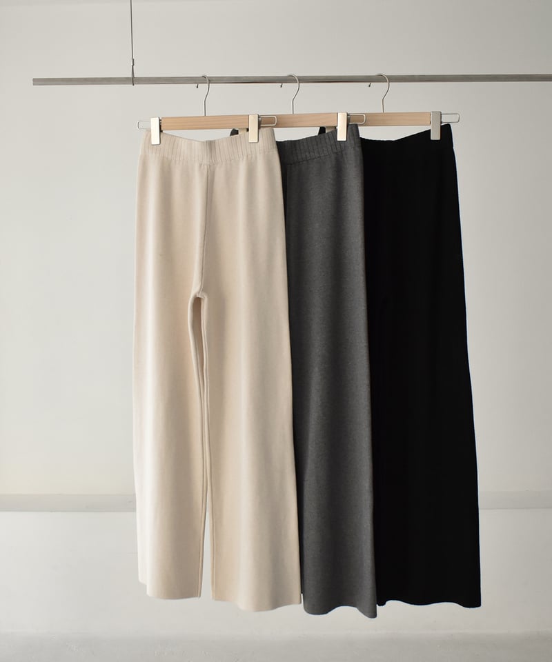 Center Seam Knit Pants bo2000-100 | cizatto Center Seam Knit Pants bo2000-100 | cizatto