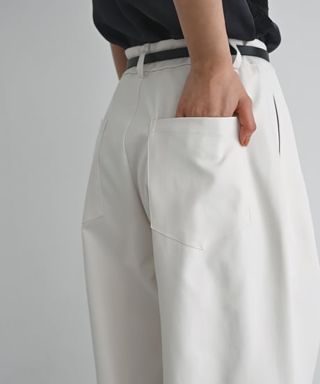 Double Tuck Wide Pants bo2000-189
