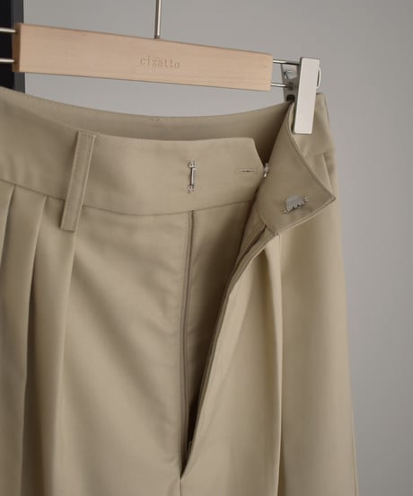 Three Tuck Wide Pants bo2000-181
