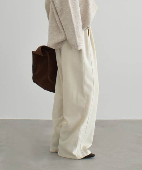 Wool Tuck Wide Pants bo2000-183