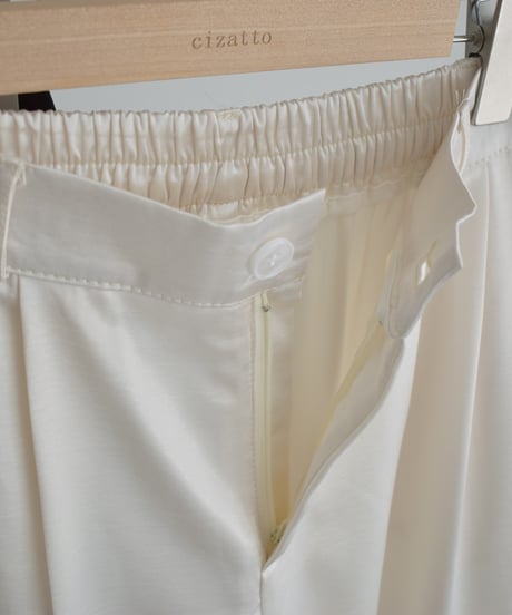 Satin Tuck Pants bo2000-191