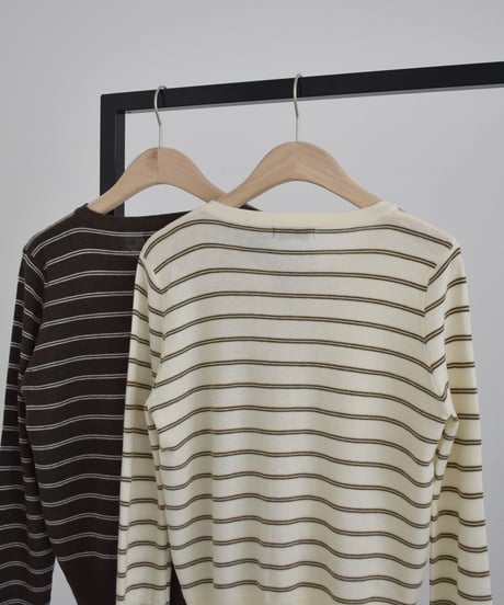 Key Neck Border Knit Cardigan t1911-515
