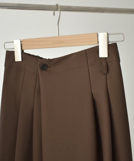 Asymmetry Semiwide Tuck Pants bo2000-136