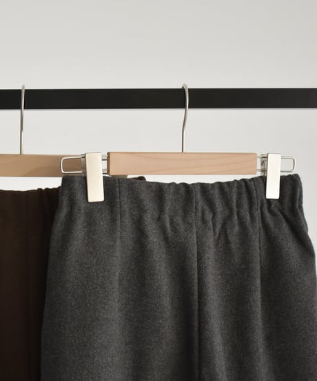 Wool Like Tuck Wide Pants bo2000-137