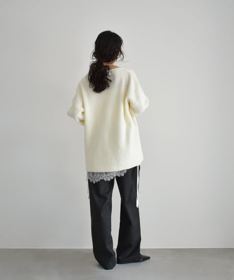 Center Seam Straight Pants bo2000-184