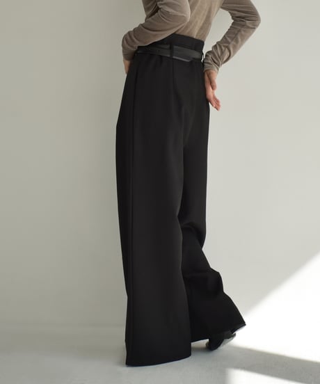 Highwaist Tuck Semiwide Pants bo2000-130
