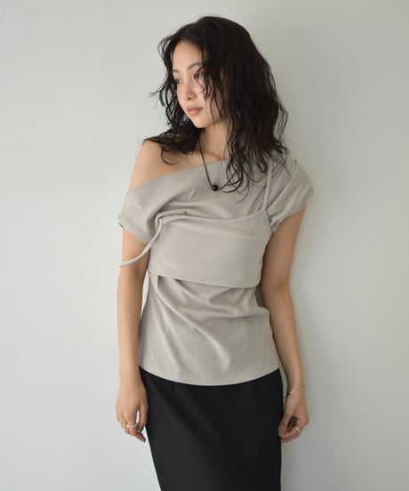 Asymmetry Gather Tops t1911-537