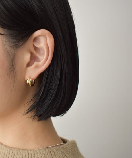 Overlap Hoop Pierce p1910-31