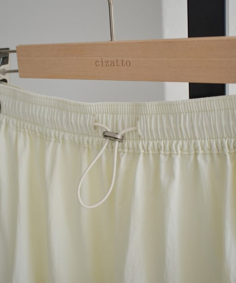 Balloon Silhouette Nylon Skirt bo2000-154