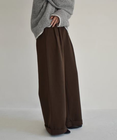 Wool Like Tuck Wide Pants bo2000-137