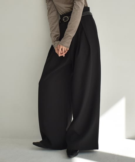 Highwaist Tuck Semiwide Pants bo2000-130