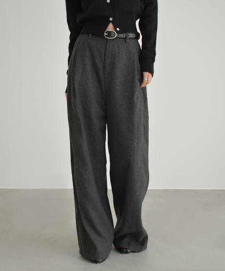 Wool Tuck Wide Pants bo2000-183