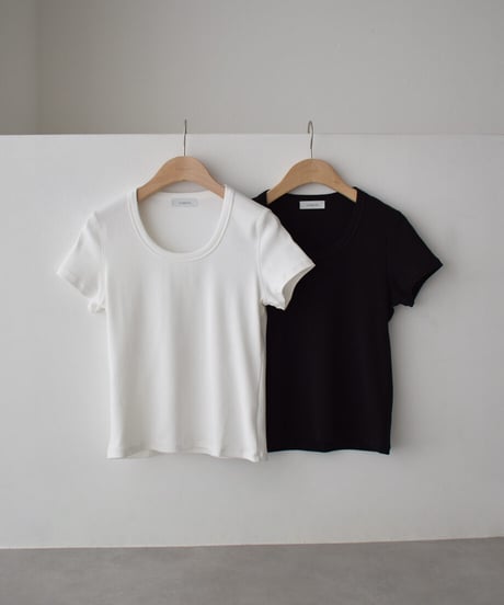 Uneck Tshirt t1911-553