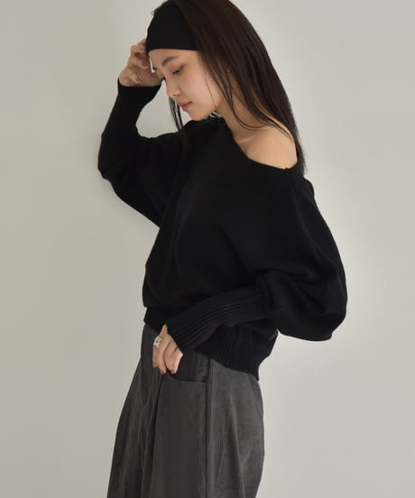 Long Rib Sleeve Knit Pullover t1911-340