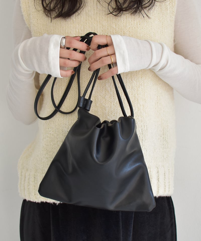 Drawstring Shoulder Bag b1910-36 | cizatto