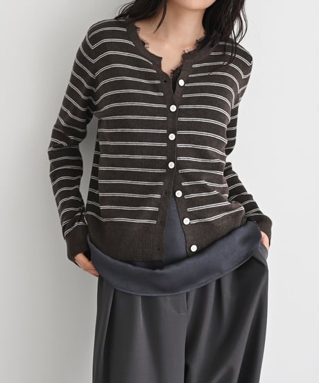 Key Neck Border Knit Cardigan t1911-515