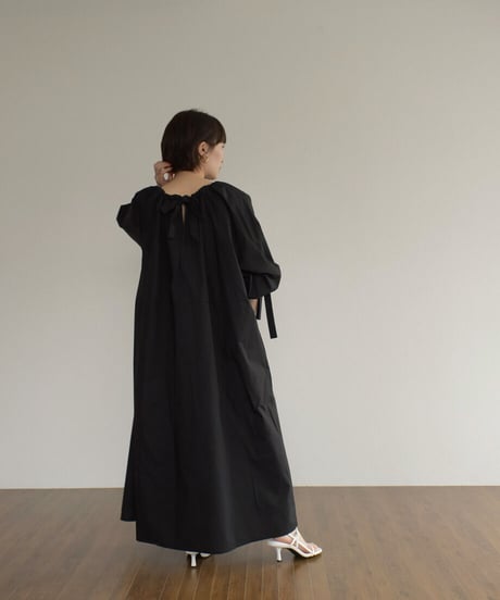 Volume Gather Onepiece op-0202009484